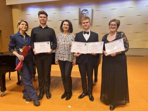 Студенты Курского музыкального колледжа победили в международном конкурсе Новости Курска 